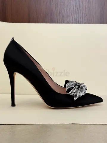 SJP by Sarah Jessica Parker — Black Satin Crystal Bow Pumps - Size EU 38 / UK 5 / US 7.5 - Handmade