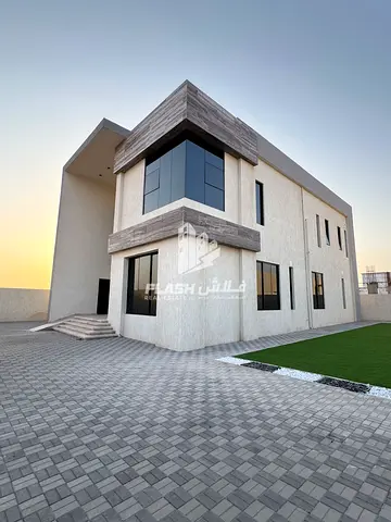 للبيع فيلا دورين فخمة الظيت الجنوبى