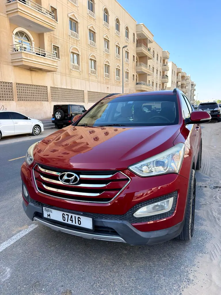 Hyundai Santa Fe 2015 — photo 1 of 14
