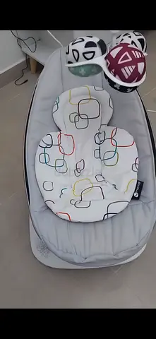 4moms MamaRoo Baby Swing - Excellent Condition, Lightly Used