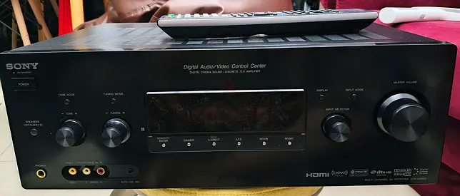 Sony 7.1 channel amplifier STR-DG820