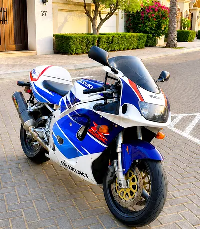 For sale Suzuki gsxr SRAD 750 1997