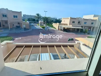 Single Row | Corner 4BR Villa | Prime Location