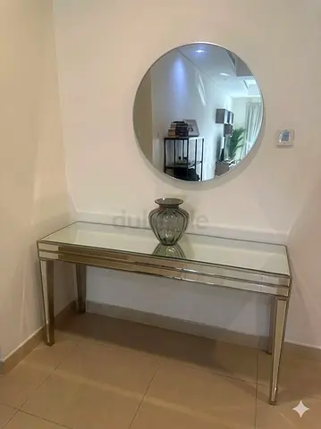 Elegant Mirrored Console Table - Excellent Condition