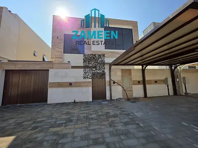 فيلا في زاهية، 5 غرف نوم رئيسية، مجلس، وغرفة معيشة، مساحة الأرض 3015 متر، السعر 1.9 متر شامل الماء والكهرباء والتكييف المركزي