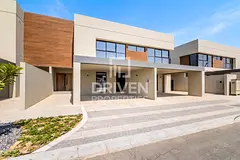 Single Row | Large Layout | Brand New | Vacant