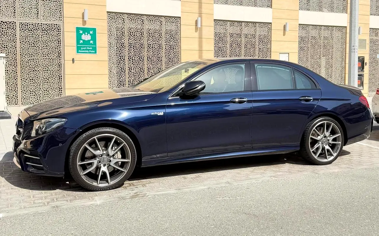 Mercedes-Benz E-Class 2017 — photo 1 of 10