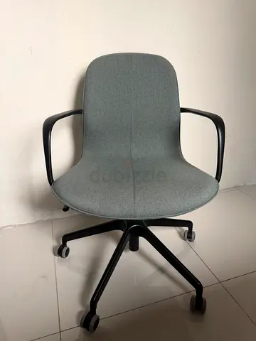 Office Chair with Armrest