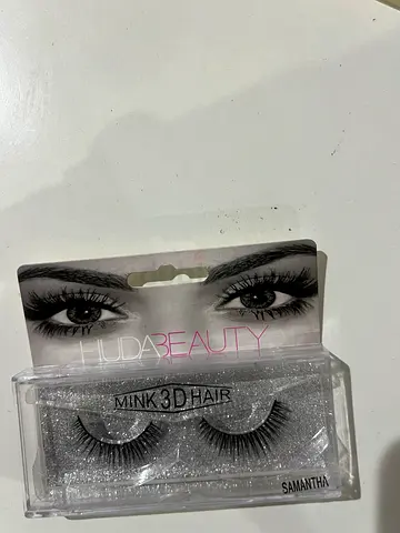 HUDA BEAUTY Mink 3D Hair False Eyelashes - Samantha (Brand New)