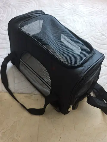 Gray Soft-Sided Pet Carrier Bag — Comfortable, Machine Washable (43x25x28cm)