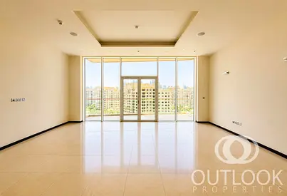 Spacious Layout | Beach Access | Sea View