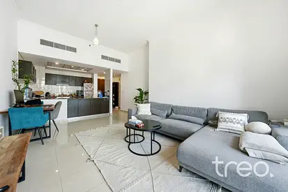 Vacant | Sea Views | High Floor