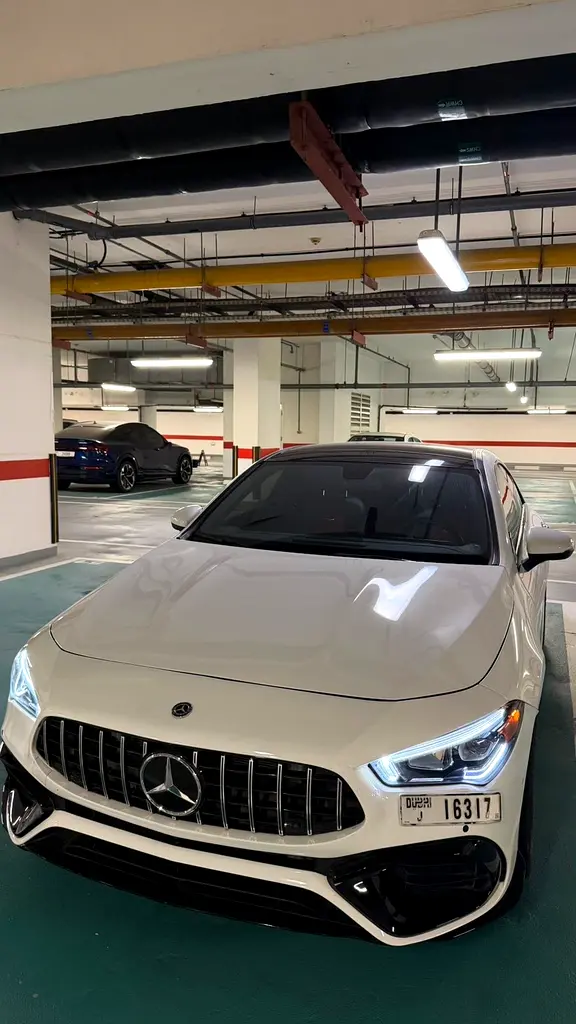 Mercedes-Benz CLA-Class 2022 — photo 1 of 8