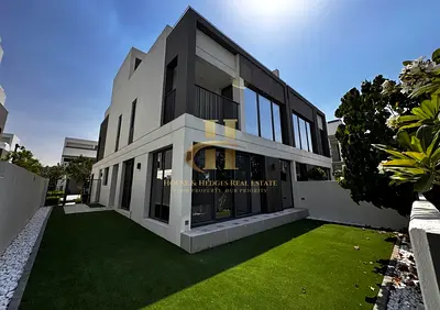 CLOSE KITCHEN | LANDSCAPED | VACANT