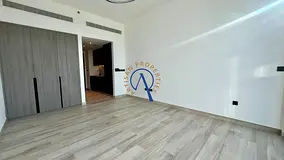 STUDIO APARTMENT | UNFURNISHED | PRIME LOCATION