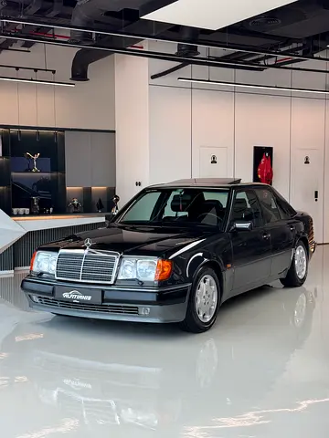 1993 Mercedes-Benz E-Class 500E | Rare W124 V8 | Japanese Specs