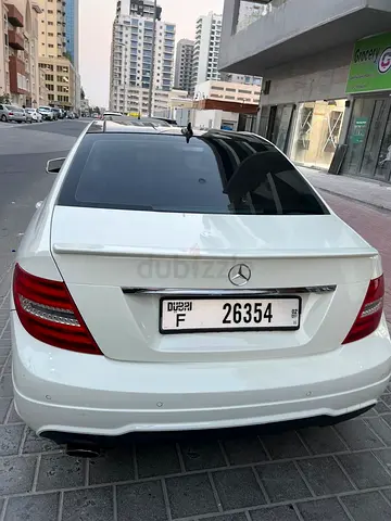 2012 Mercedes-Benz C-Class C250 GCC Specs