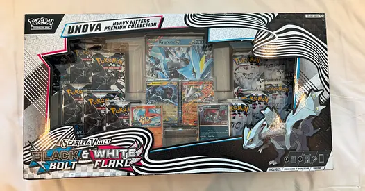 Pokemon Unova Heavy Hitters Black Bolt White Flare Premium Collection Box