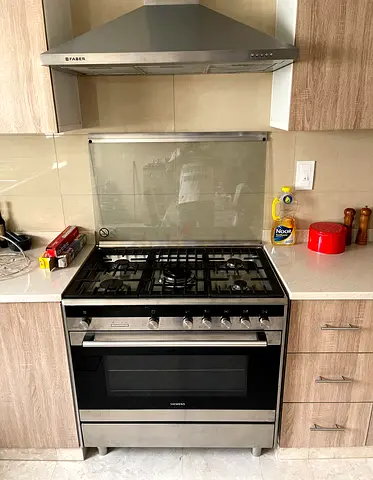 Siemens iq500 model 5 Burner Top gas oven electric cooker Range size 90cm