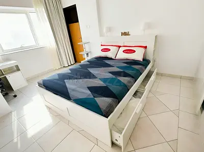 IKEA Brimness Queen size bed frame with mattress.(160 × 200 cm)