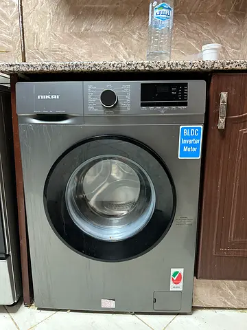 Front-load Washing Machine (Good Working Condition)