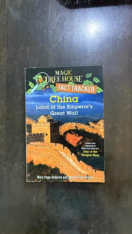 Magic Tree House Fact Tracker: China - Land of the Emperors Great Wall