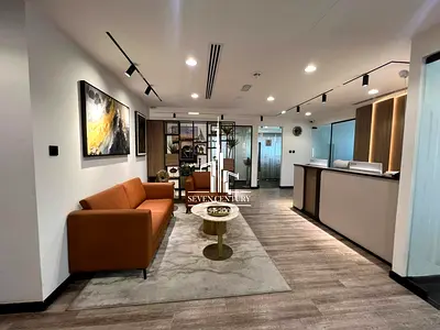 Partitionable Layout | Flexible Office Setup | Ideal Shared