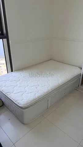 Single bed with mattress in good condition