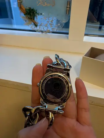 Michael Kors Women’s Watch – Excellent Condition with Box