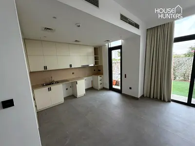 Modern Villa | Family-Friendly Community