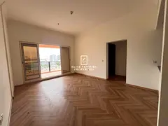 PRIME LOCATION | CANAL VIEW | SPACIOUS LAYOUT