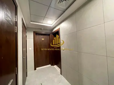 Apartment for annual rent in Princess Village, first occupancy, with free parking and all services.