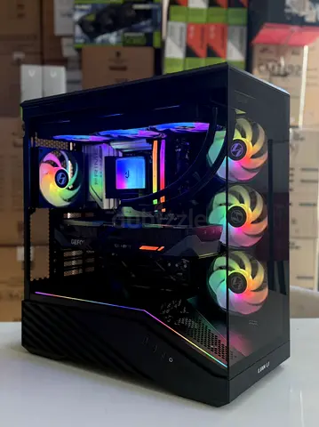 FULL $% Tier Gaming Station RTX 5070Ti 7800X3D Alienware 500Hz + Razer Gear + Pro Controller+he