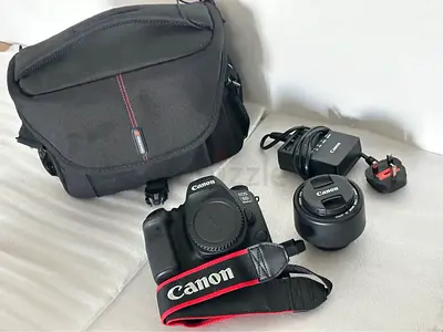 Canon 6D Mark II Full Frame DSLR – Excellent Condition, Lightly Used