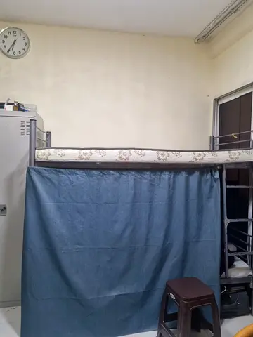 space available in the room