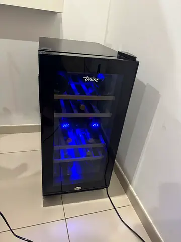 Wine cooler / minibar - 12 bottle capacity, working