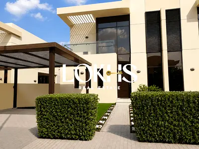 12 CHEQUES | Private Garden | Available June 16th