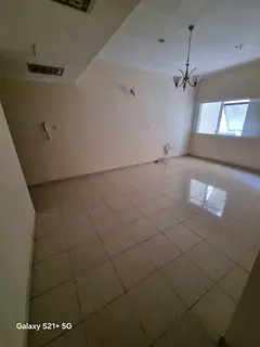 1 bedroom apartment AC on landlord