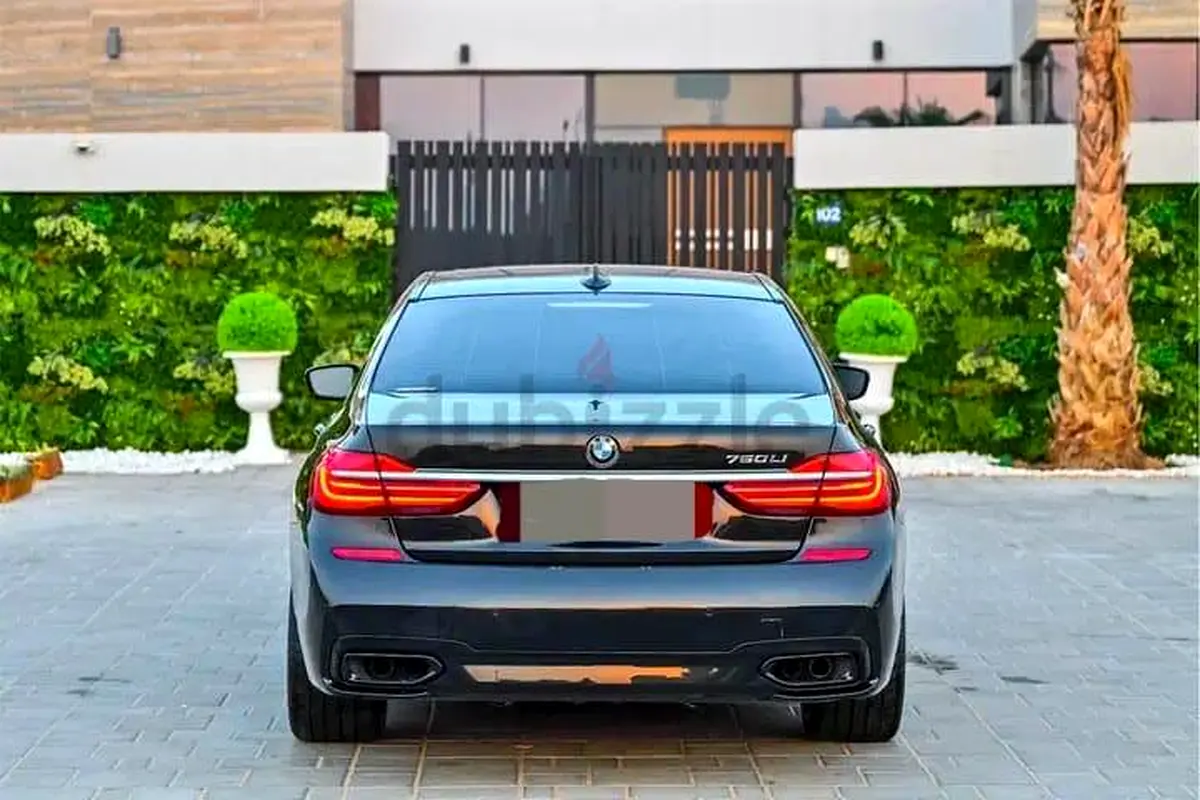 BMW 7-Series 2018 — photo 1 of 11