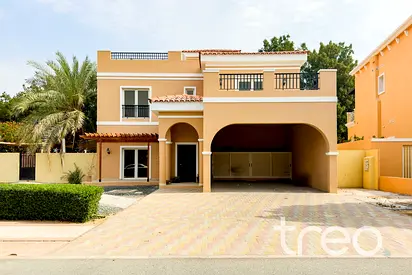 Private Pool | Family Living | Negotiable