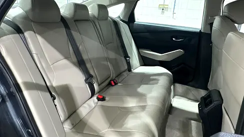 صورة 10 لـ 2023 Honda ACCORD