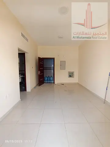 غرفةوصالة/الروضة3/بحمامين وبلكونة/غرفةماستر/عوائل
