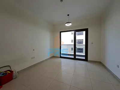 Modern and Spacious Studio I Prime Location I Family Building