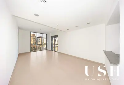 Canal View | Spacious 2 + Maids | Vacant