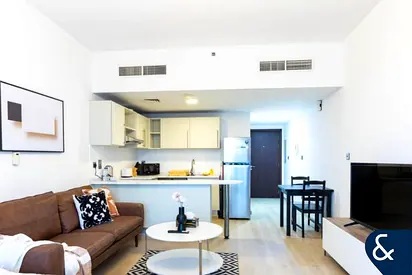 Studio | 7.3% NET ROI | Lake View | Balcony