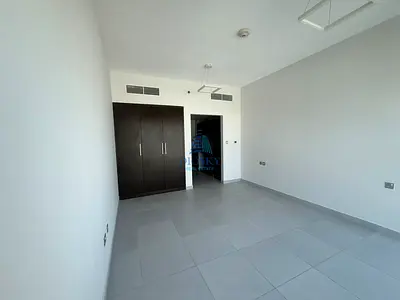 Spacious Studio | Prime Location | Ready to Move