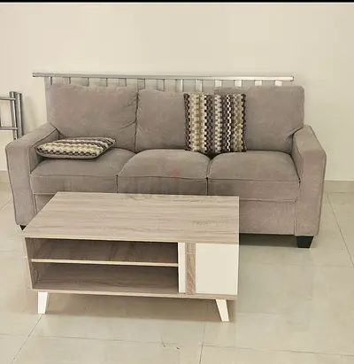 3-seater sofa for sale like new less used