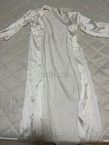 White satin long robe / dressing gown