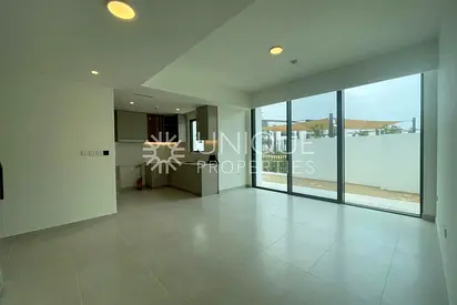 Corner | Bigger Plot | 4 Bedrooms