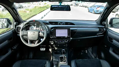 2026 Toyota HILUX — фото 11